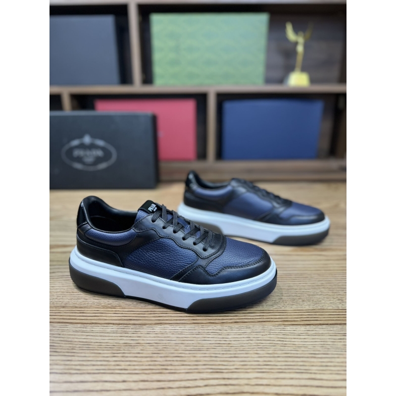Pra*a casual shoes